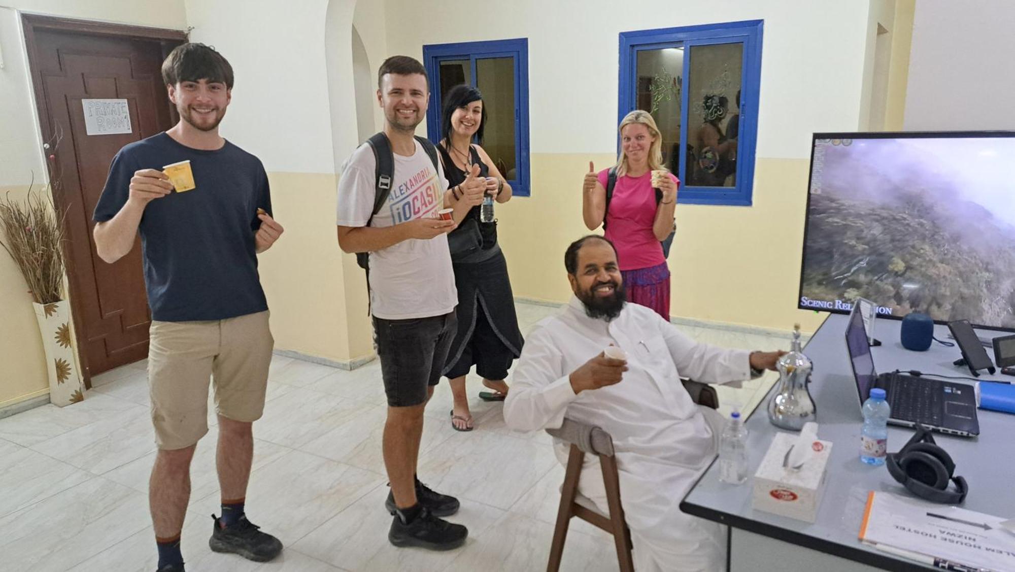 Salem House Hostel Nizwa Buitenkant foto